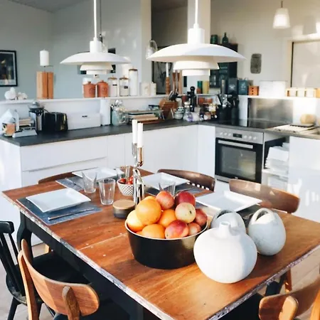 Charming Architect-designed House Near Hou Harbor *
