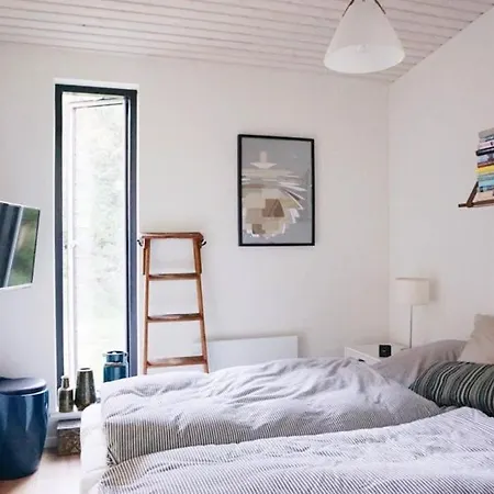 Charming Architect-designed House Near Hou Harbor * Hals
