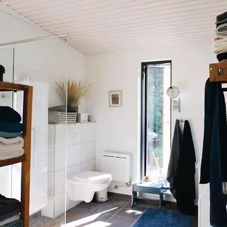 Semesterbostad Charming Architect-designed House Near Hou Harbor *